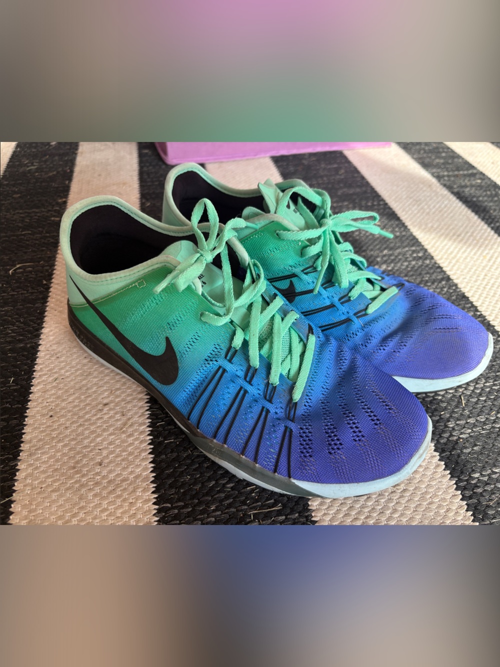 Nike Women’s Blue and Green Gradient Training Sneakers